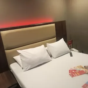 酒店 崇光木街帕酒店